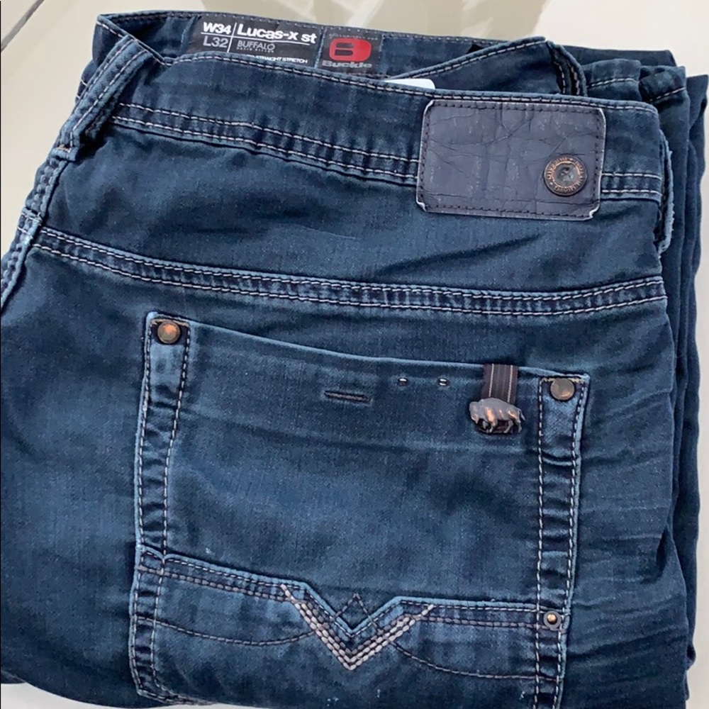 Men’s Buffalo
